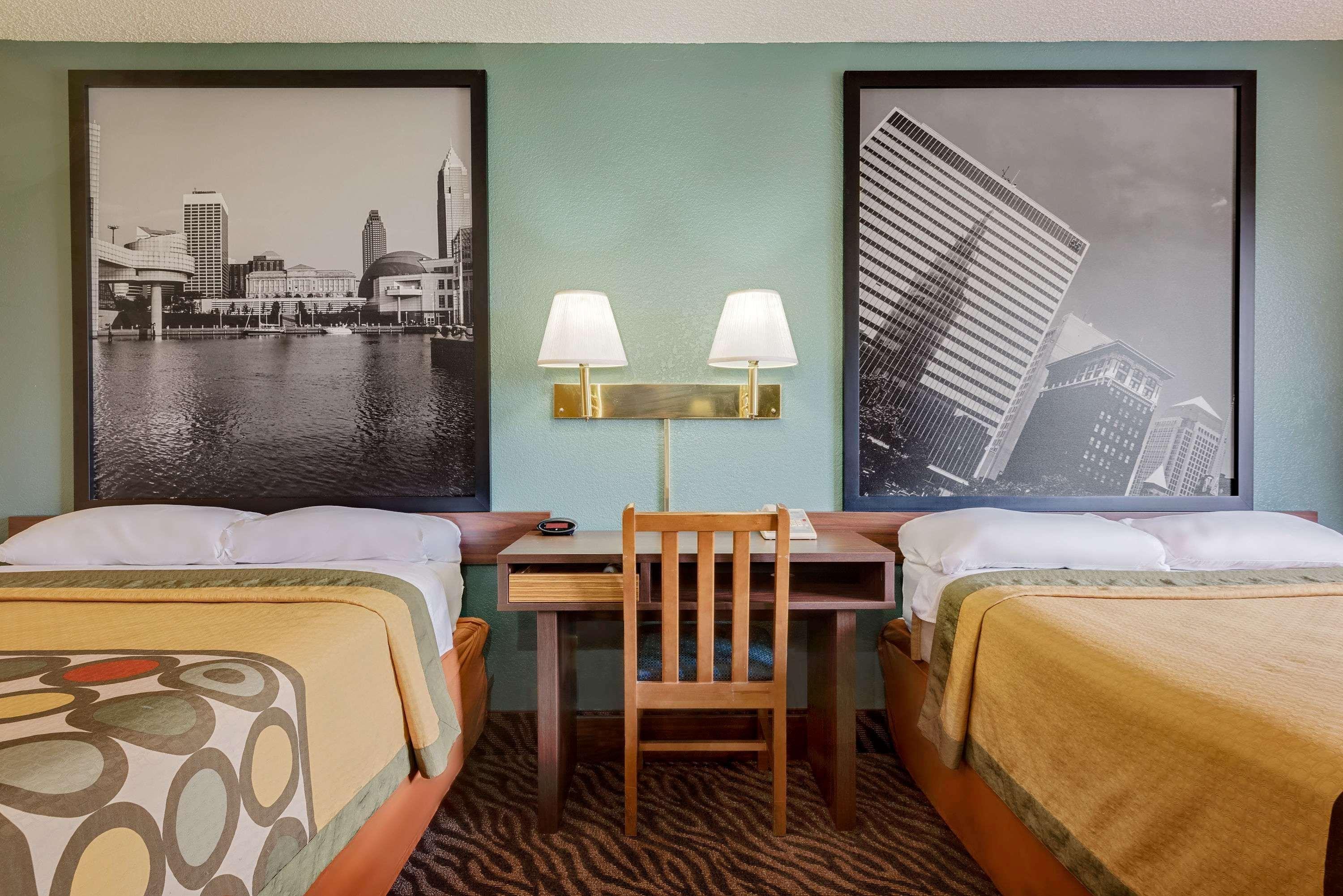 Super 8 By Wyndham Mentor/Cleveland Area Hotel Luaran gambar